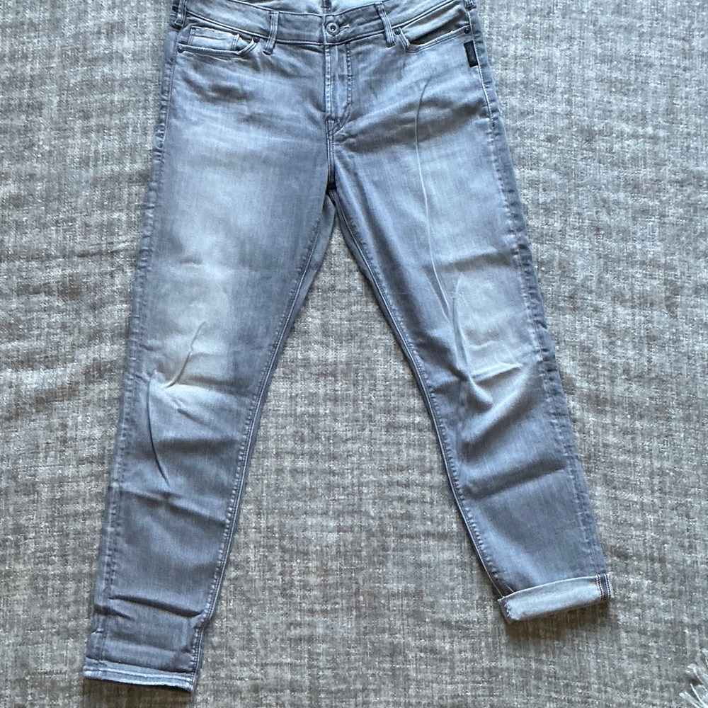 Silver Jeans Women's Gray Ankle & Cropped Jeans